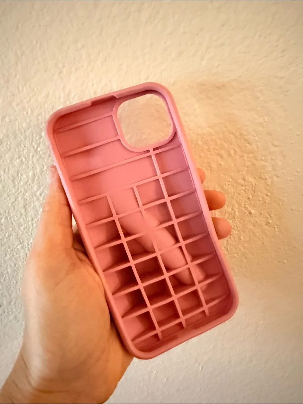 RHODE Mauve Pink Silicone Phone Case with Built-In Grip